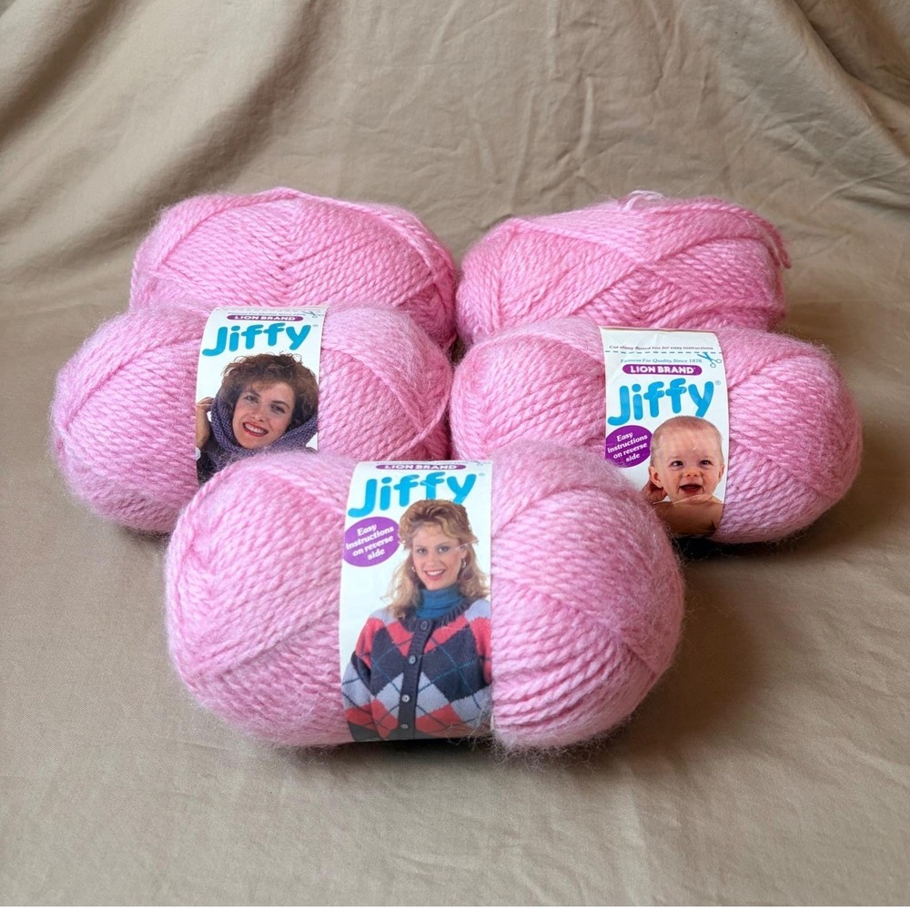 Lion Brand Jiffy Yarn Rose Pink Mohair Look Acrylic Lot of 5 Skeins Vintage USA